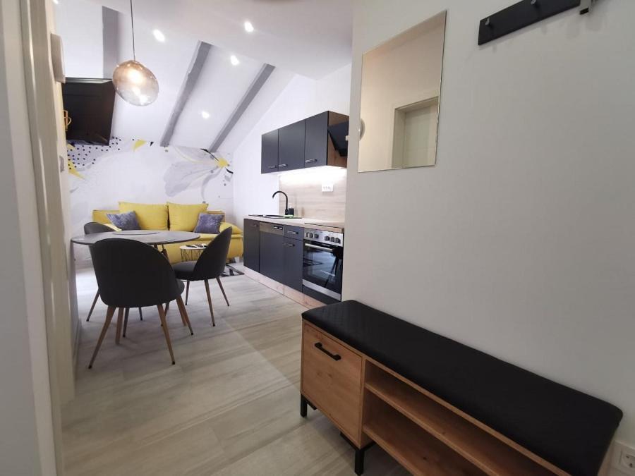 New Nikolina 4 Star Apartment Mali Losinj Bagian luar foto